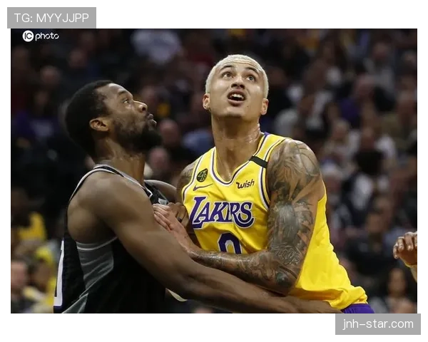 库兹马挡拆拉开空间助湖人内线得分效率显著提升