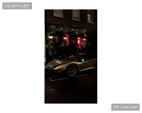 董志豪球场上冷静无比，下班直接变豪车派对主角？