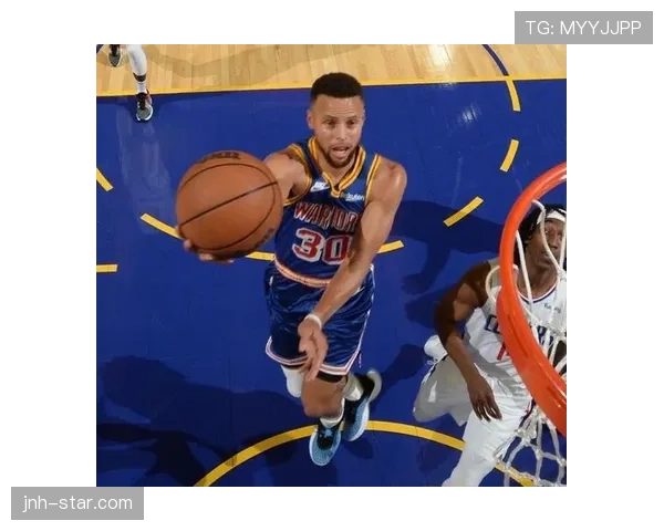 沃克·凯斯勒挡拆拉开空间比肩库里无球威胁